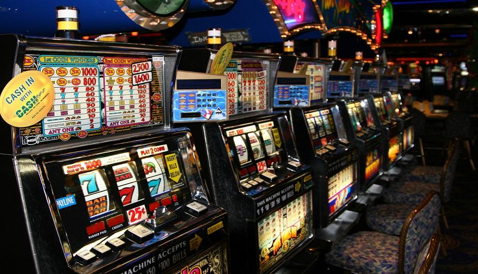 Tải game đánh bài đổi thưởng cực hấp dẫn nhận quà giá trị mỗi ngày